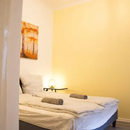 Family Moabit * برلين